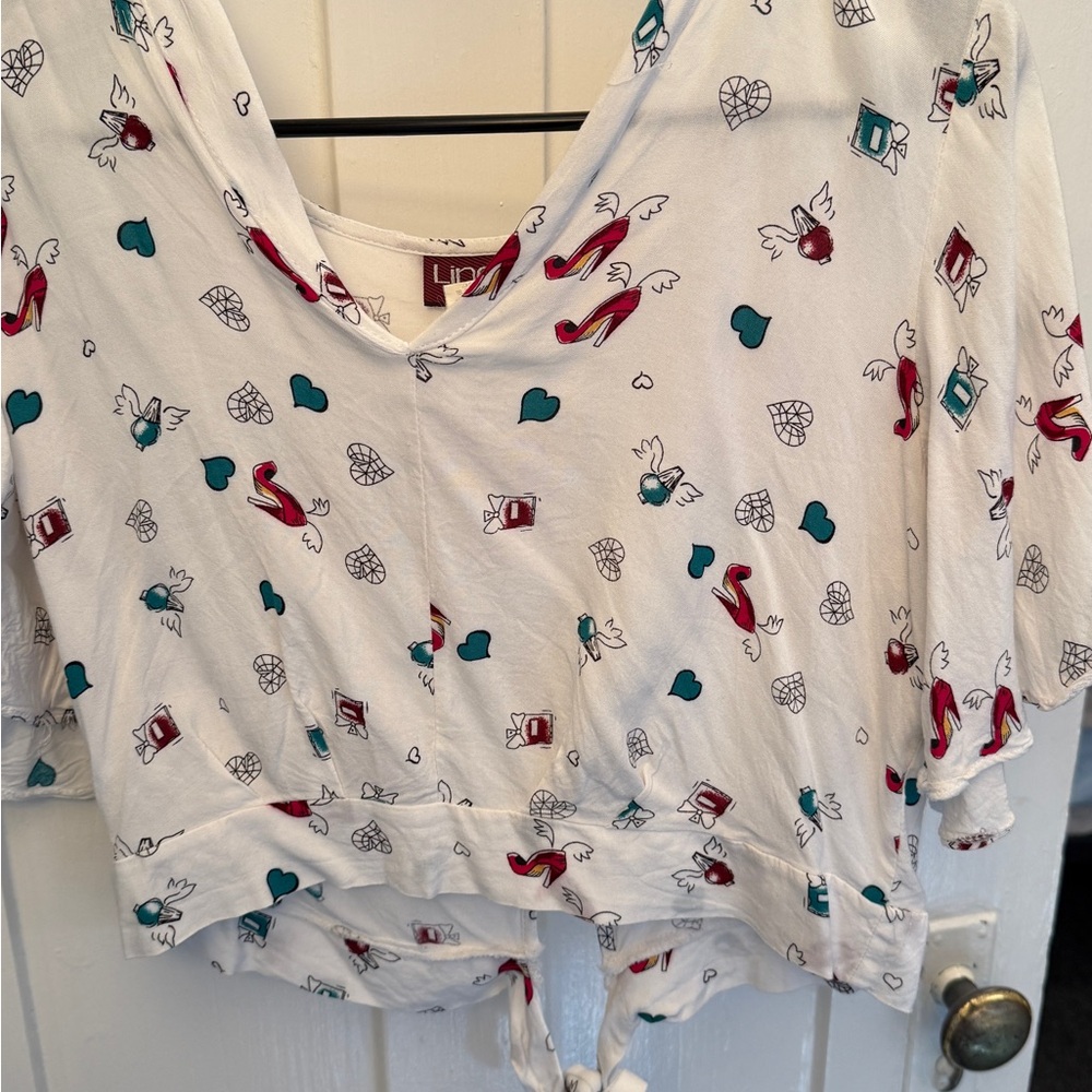 White Crop Top with Heart and Bird Print